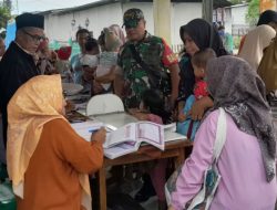 Babinsa Koramil 11 Pebayuran Pantau Posyandu Mawar V, Pastikan Balita Tetap Sehat di Bulan Ramadan