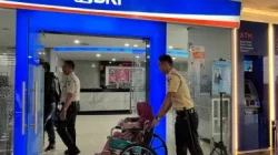 Senyum Nasabah Lansia, Bukti Nyata Kepedulian Humanis di BRI BO TB Simatupang