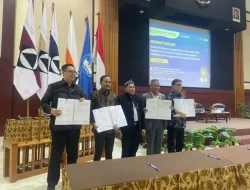 Rektor UMC Hadiri Sosialisasi Hibah 2026 LLDIKTI Wilayah IV dan Tandatangani Kontrak Hibah Secara Simbolik
