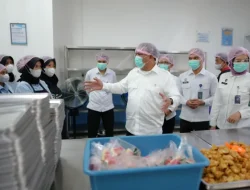 MBG Perdana Setelah Libur Sekolah, Wakil Kepala BGN Tinjau Pelaksanaan Program MBG di Jakarta Pusat